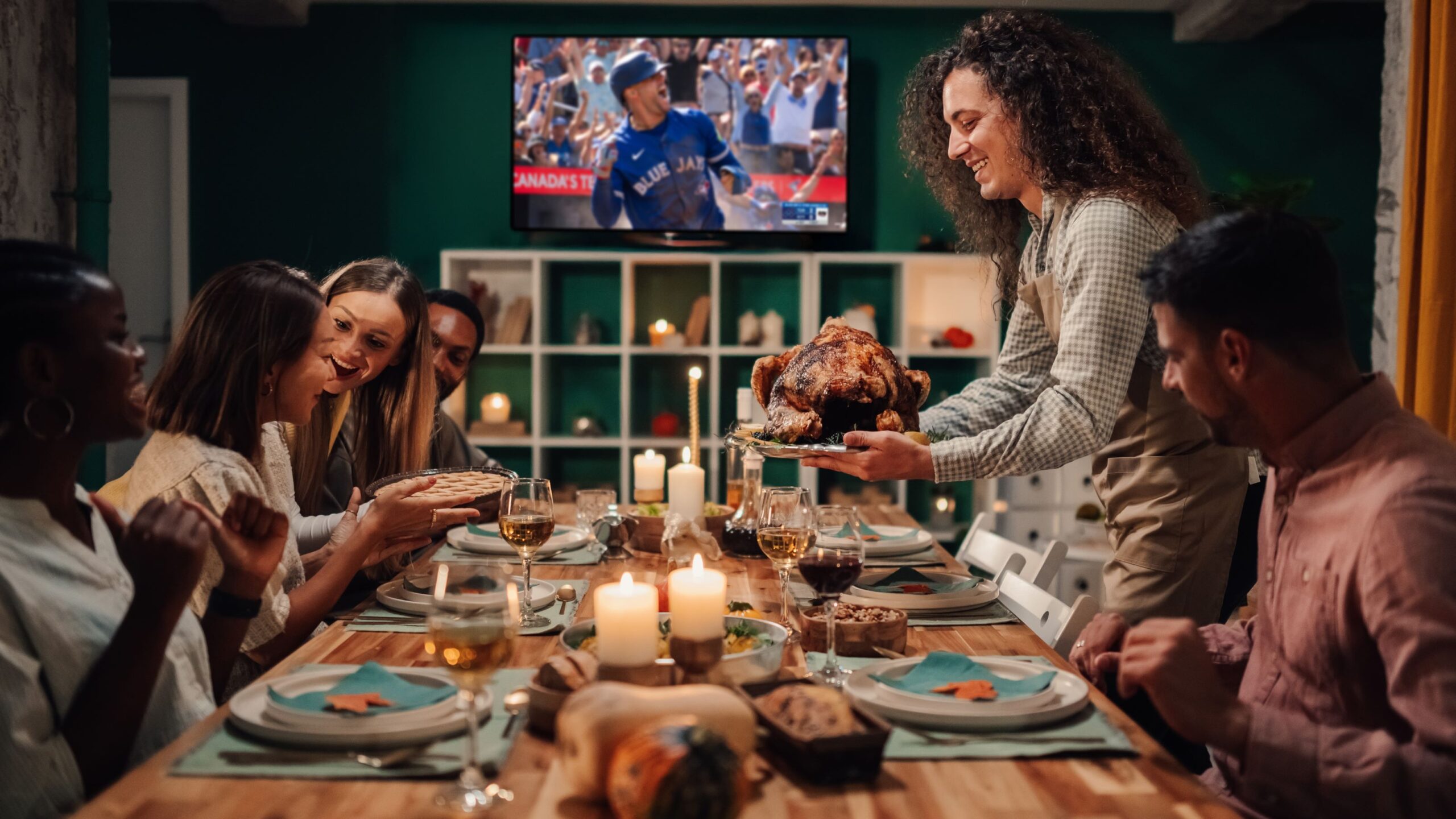 Nearly Half of Canadians Would Ditch Turkey Dinner to Go to a Blue Jays ...